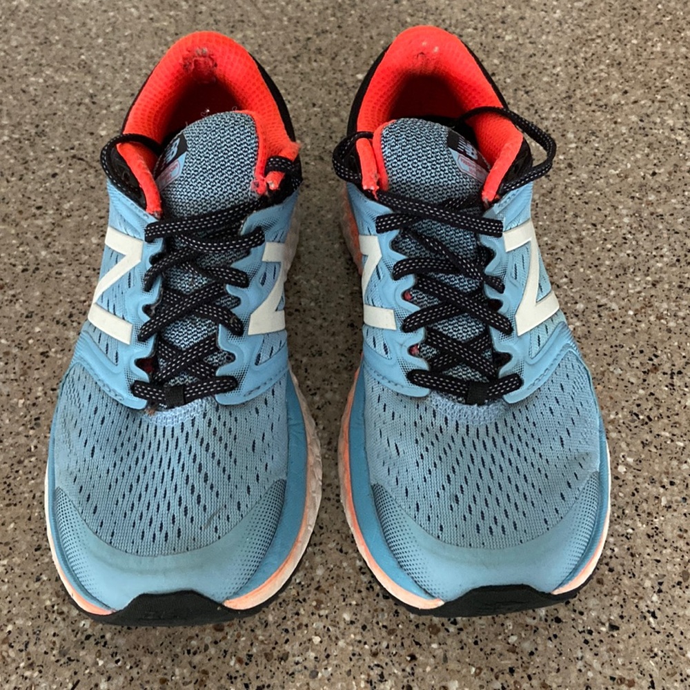 New balance running.